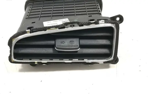 KIA Ceed Dash center air vent grill 97410A2900 C29F2C0156050412A452
