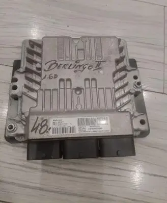 Citroen Berlingo Engine control unit/module ECU 9676761080