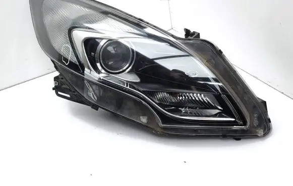Opel Zafira C Headlight/headlamp 39009024 31243125 030126360205