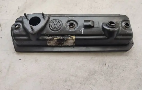 Audi A4 S4 B5 8D Rocker cam cover 068010044H 068010044