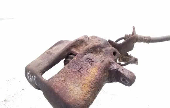 Volkswagen PASSAT B4 Front brake caliper