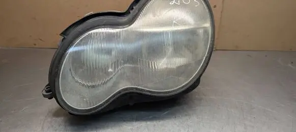 Mercedes-Benz C W203 Headlight/headlamp A2038201161 7002060709
