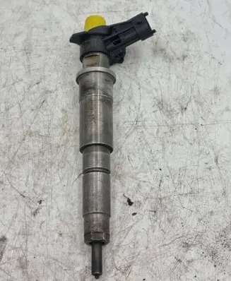 Fuel injector