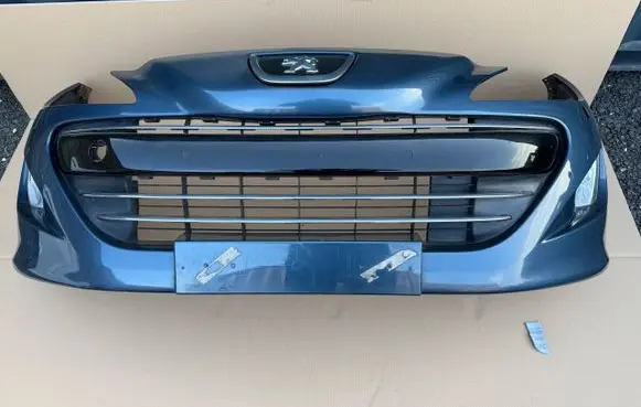 Peugeot RCZ Front bumper YM21600177