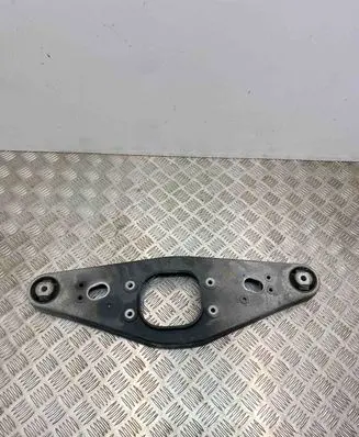 Mercedes-Benz SL R230 Rear differential/diff mount bracket A2303521806 2303521806