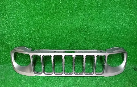 Jeep Renegade Front bumper upper radiator grill