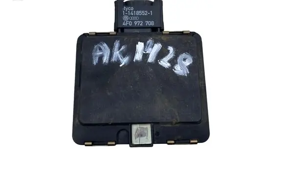 Volkswagen PASSAT B8 Distronic sensor radar 5Q0907561F