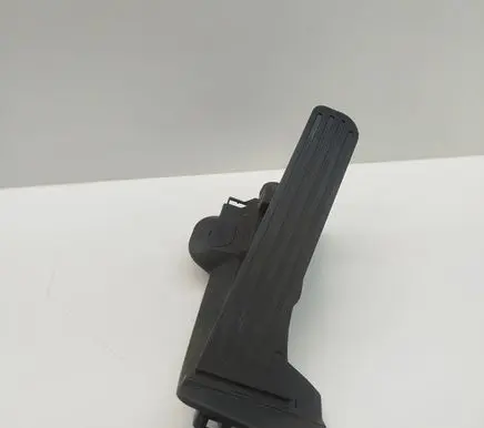 Volkswagen PASSAT B7 Accelerator throttle pedal 6PV01053600