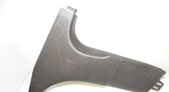 (B) pillar trim (bottom)