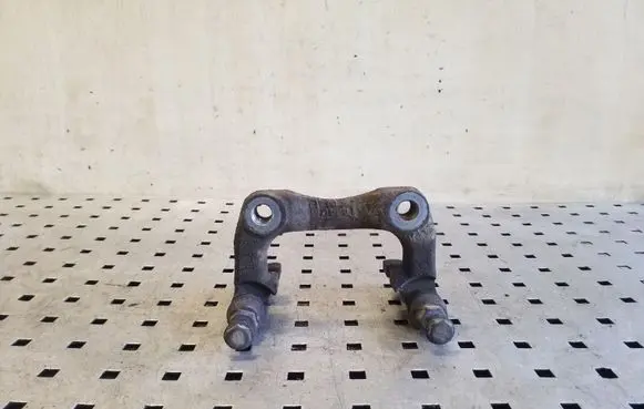 Volkswagen Golf Plus Brake caliper pad carrier rear 