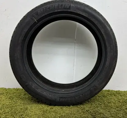 Mercedes-Benz C W205 R17 summer tire 
