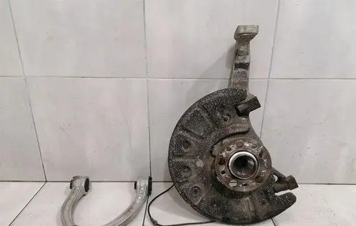 Mercedes-Benz C W205 Front wheel bearing hub A2053325300