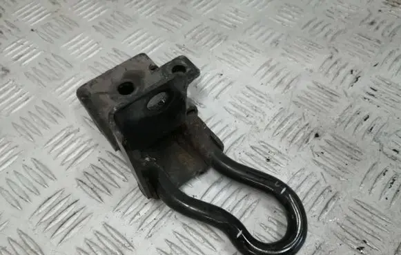 Dacia Duster II Towing hook eye 