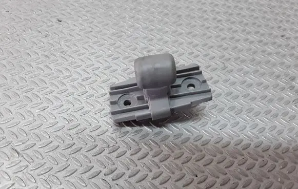 Sun visor clip/hook/bracket