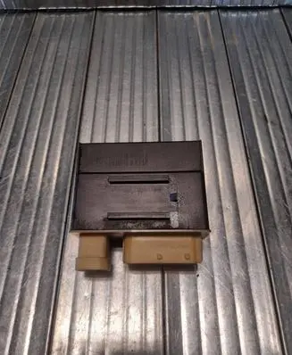 Citroen C6 Coolant fan relay 9602570880 18010953