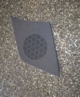 Side speaker trim/cover