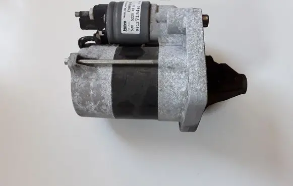 Peugeot 3008 II Starter motor 9812715480