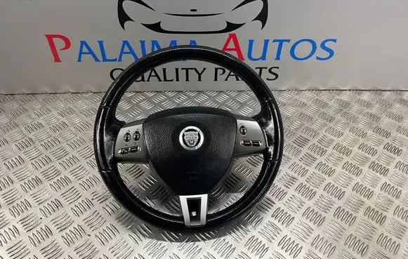 Jaguar XF X250 Steering wheel 8X23CCLEG