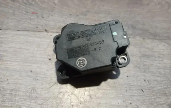 Volvo S80 Air flap motor/actuator 6G9N19E616BB