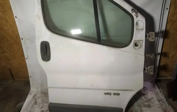 Renault Trafic II (X83) Front door BALTOS