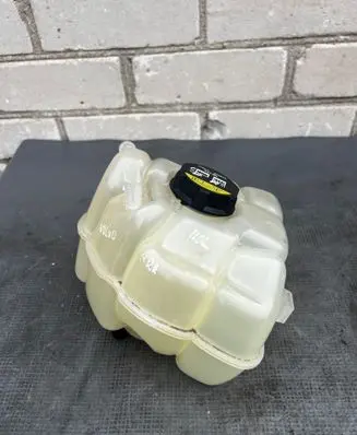 Volvo S90, V90 Coolant expansion tank/reservoir 31338291 D2L4A 31368311