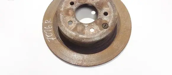 Nissan Qashqai Rear brake disc neventiliuojamas