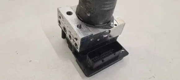 BMW X3 E83 ABS Pump 3419296 3419297