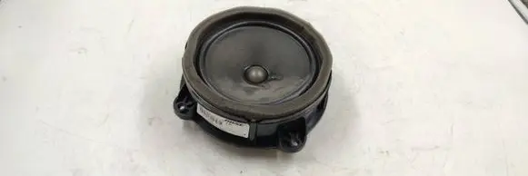 Cadillac CTS Front door speaker 25684702