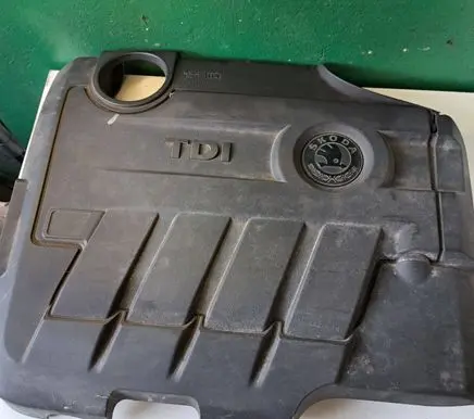 Skoda Superb B6 (3T) Engine cover (trim) 03L103925AM 03L103925AN 03L10