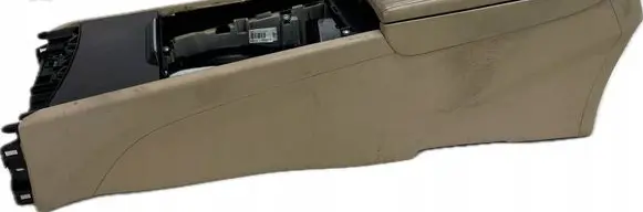 Hyundai Genesis Center console 84602B1000