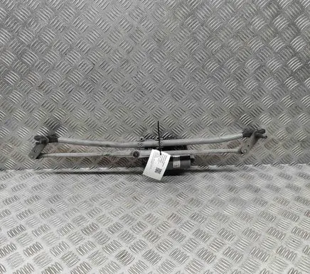 Mini Cooper Countryman R60 Front wiper linkage and motor 9804399