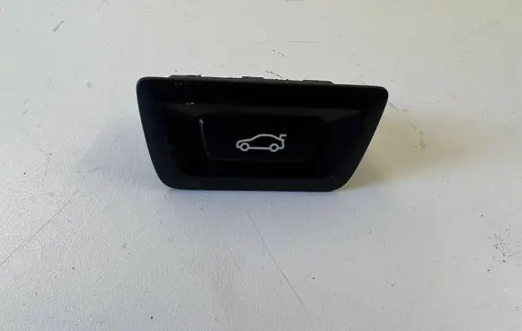 BMW 3 F30 F35 F31 Tailgate/boot open switch button 9275119
