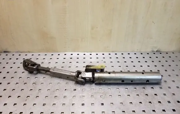 Volkswagen Golf IV Steering column universal joint