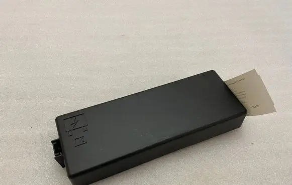 Maserati Levante Fuse box cover 7271381830