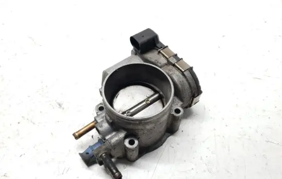 Audi A6 S6 C5 4B Throttle body valve 078133062B