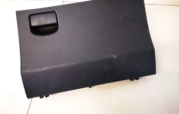 Toyota Yaris Glove box 555500d060 55550-0d060