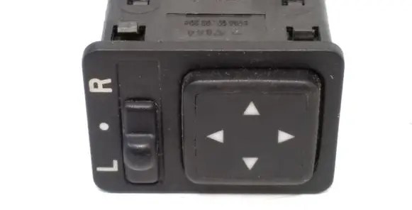 Mitsubishi Carisma Wing mirror switch 03220000 MR114081
