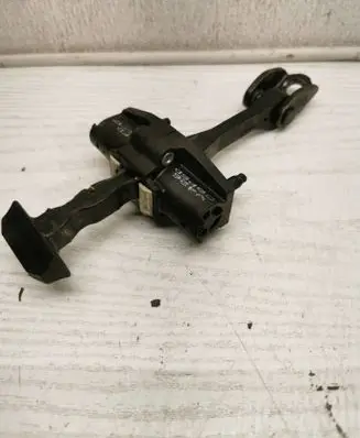 Volvo XC60 Front door check strap stopper 31424466