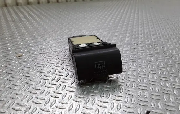 Toyota Avensis T220 Windscreen/window heater switch