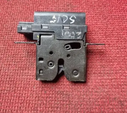 Renault Scenic I Tailgate/trunk/boot lock/catch/latch 7700430941 8200000894