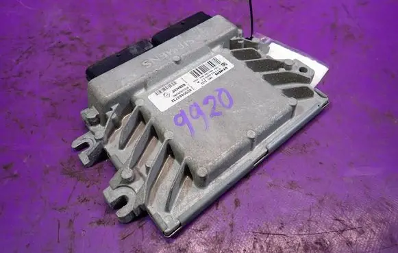 Dacia Logan I Engine control unit/module ECU 