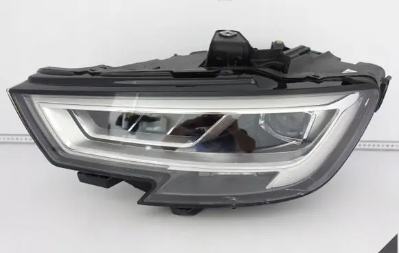 Audi A3 S3 8V Headlight/headlamp 8V0941035