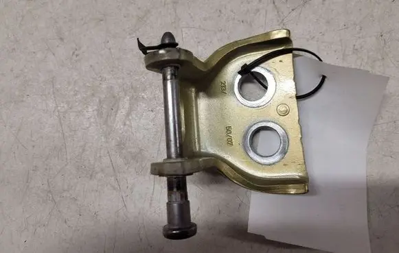 Citroen C4 Grand Picasso Front door upper hinge
