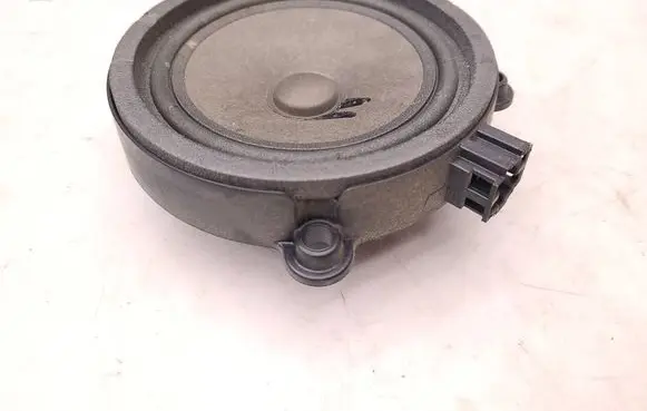Mercedes-Benz Sprinter W906 Front door speaker A9068270060 7297241028 00312010
