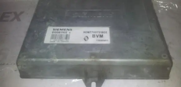 Renault 19 Engine control unit/module S100811102E 7700731802