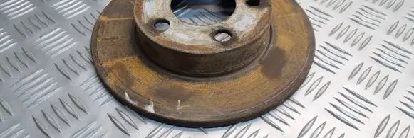 Volkswagen Golf IV Rear brake disc