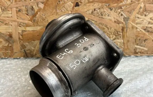 BMW 3 E46 EGR valve 7789999 726264 72626402