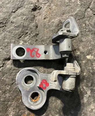 Ford Focus Front door hinge set braknumeruczci