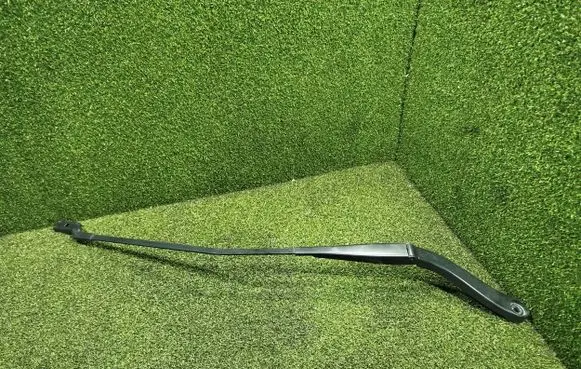 Renault Trafic III (X82) Front wiper blade arm 288864419R 93867989