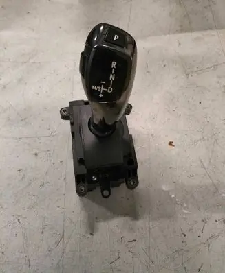 BMW 5 GT F07 Gear shifter/selector 9251187